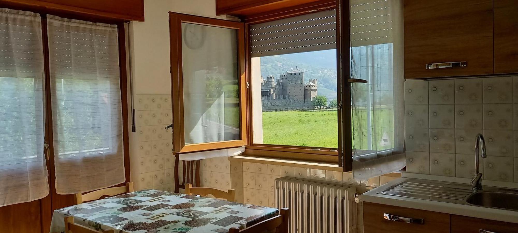 Vue Du Chateau Villa Fénis Esterno foto